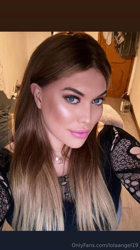 Lolaangel19 heiße nackten galerie