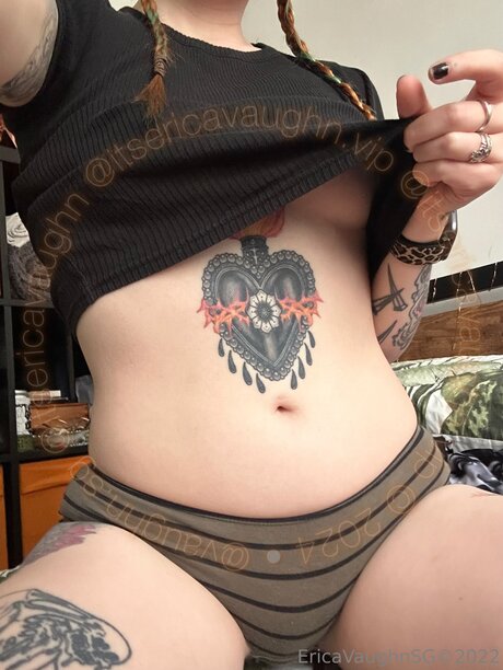 Itsericavaughn nacktheit hd bilder