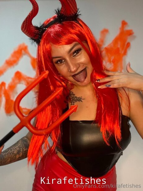 Kirafetishes perfekte nackte galerie