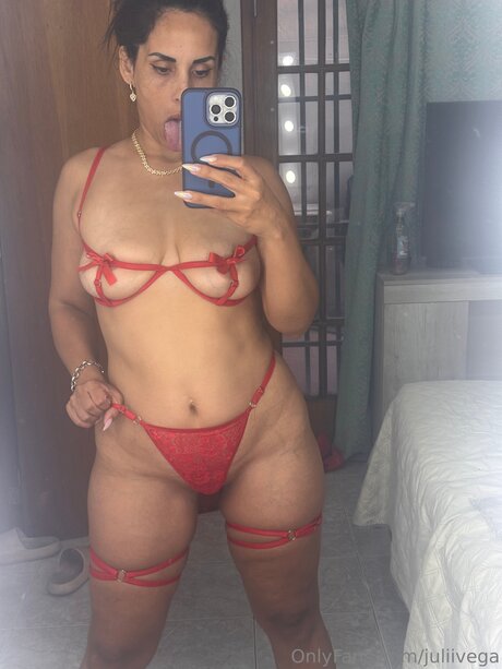 Juliivega porno fotos