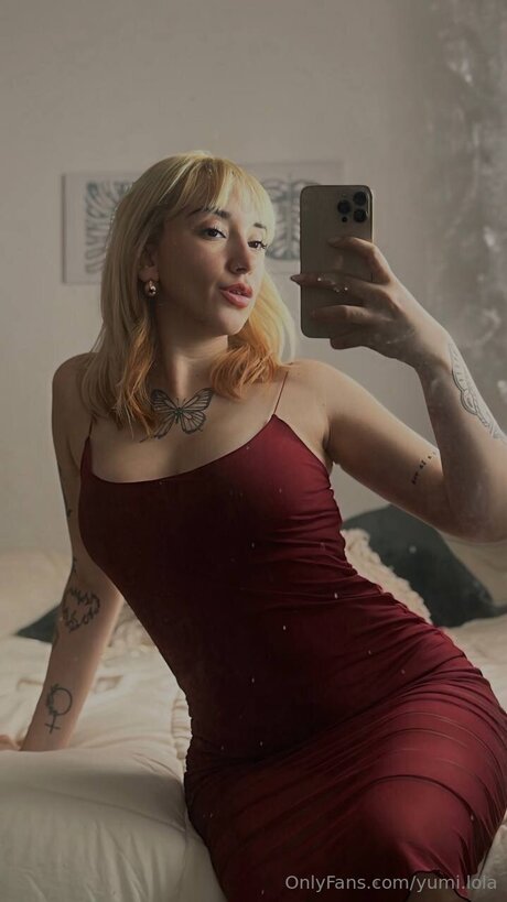 Yumi Lola nacktheit perfekte bilder