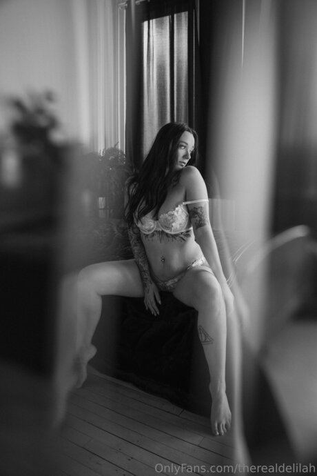 Therealdelilah pornostar schöne bilder