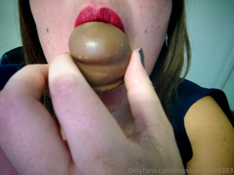 Misssunshine9303 schöne xxx galerie