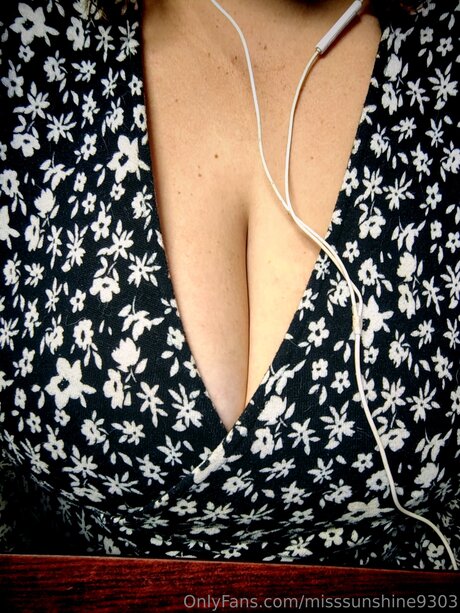 Misssunshine9303 model sex bild