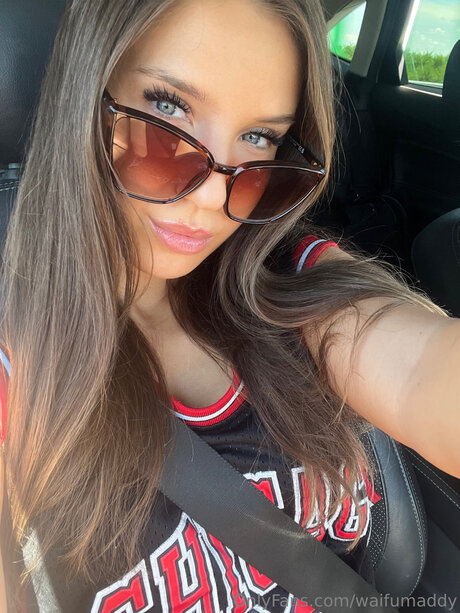 Waifumaddy pornostar sex bild