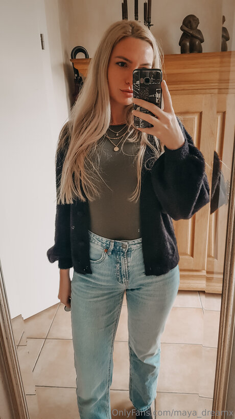 Maya Dreamx exklusive foto