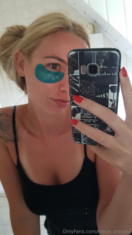 Maya Dreamx kostenlose nette foto