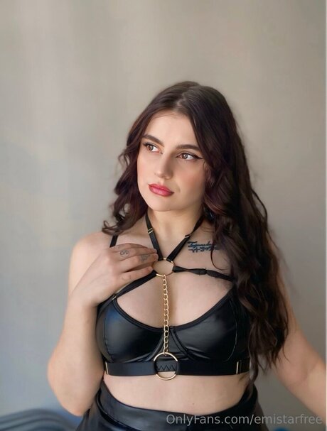 Pink Girlfree schöne xxx galerie