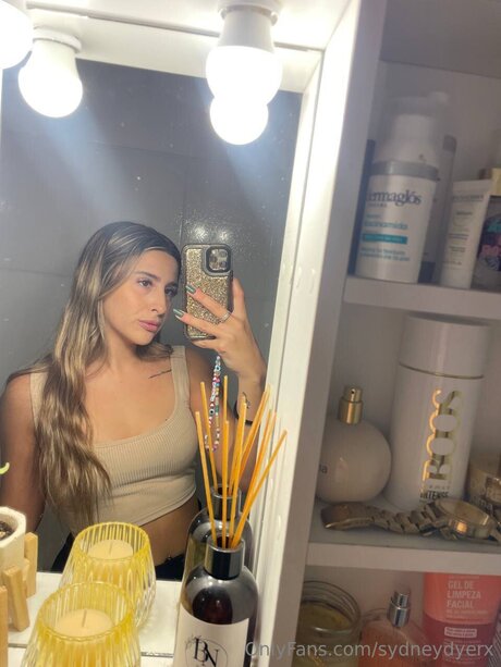 Sydneydyerx sexy perfekte archiv
