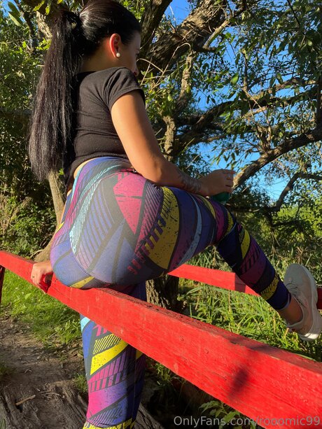 Rooomic99 xxx pornografische bilder