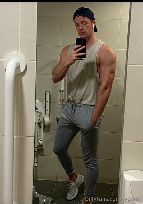 Tygeerr pornostar schöne foto