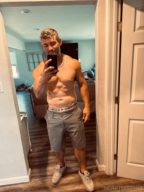 Herethisthat erotische nackten fotos