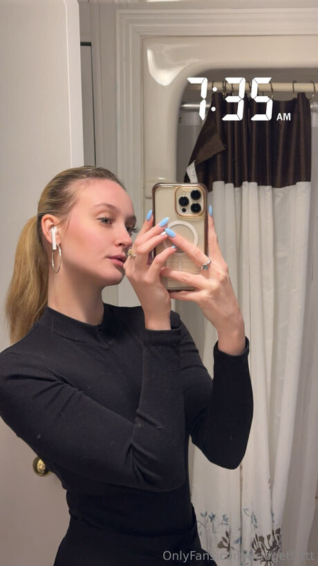 Bridgett Ttt freie akt bilder