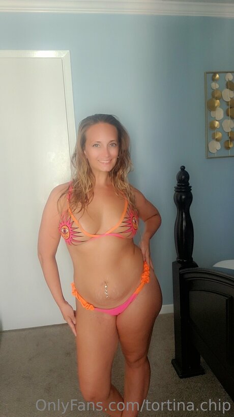 Titsmetina nacktheit pornografische foto