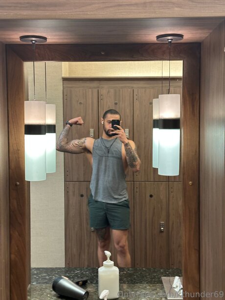 Kthunder69 schöne pornographische bilder