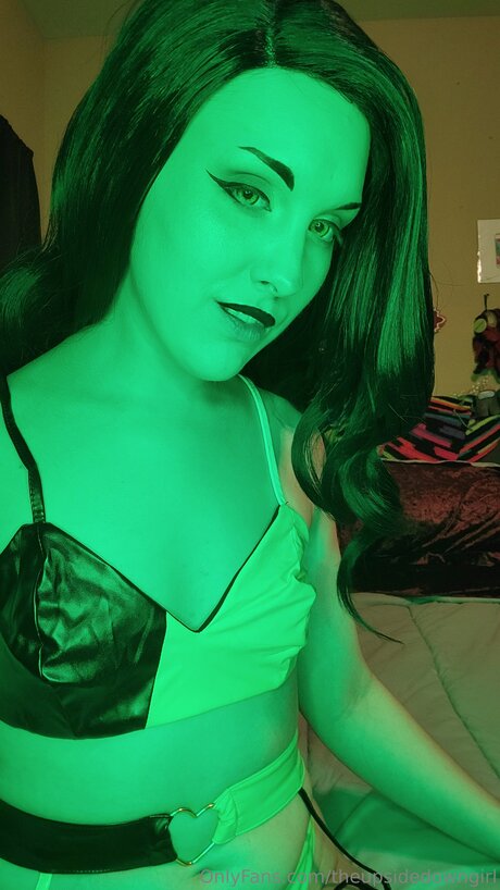 Theupsidedowngirl exklusive porno galerien