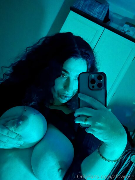 Alizarose porno nette archiv