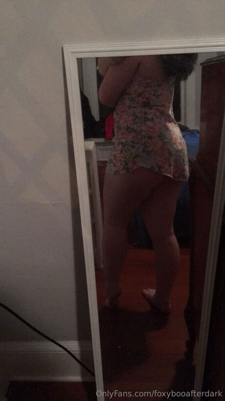 Foxybooafterdark porno galerien