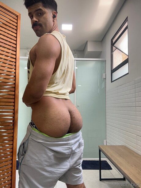 Poison Boy freie sexy bild