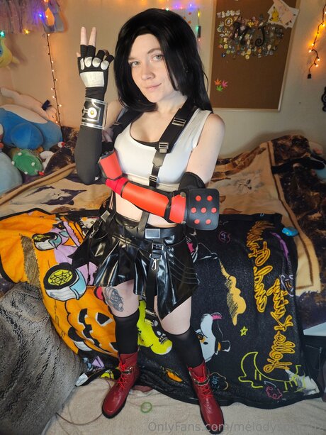 Melodysora252 nackte pornostar foto