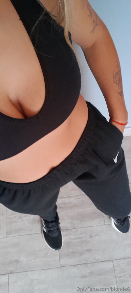 Blonde6 schöne nacktheit galerie