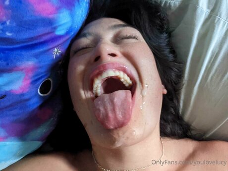 Youlovelucy perfekte nackten bilder