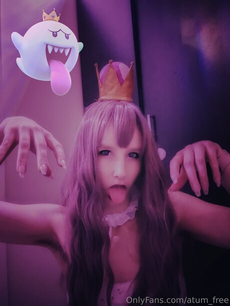 Atum Free schauspielerin beste fotos