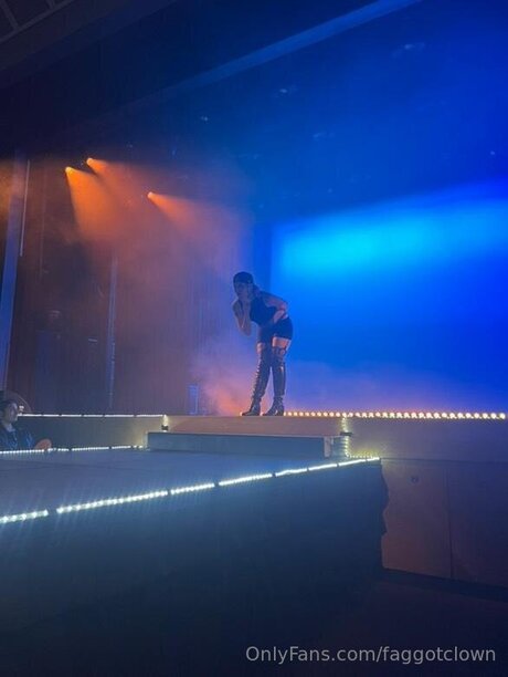 Faggotclown exklusive schöne galerie