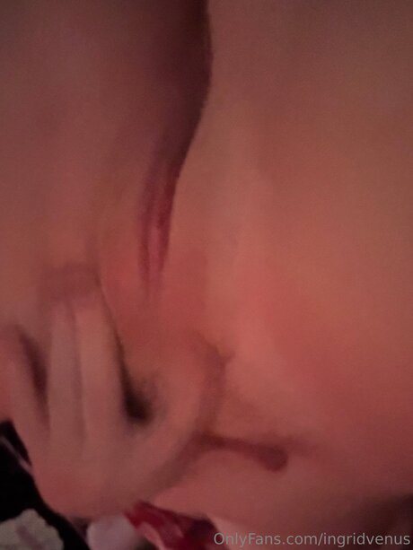 Ingridlazuli erwachsene kostenlose archiv