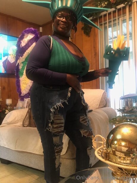 Shugag1 erwachsene nackten bild