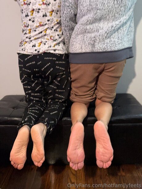 Hotfamilyfeets heiße porno galerie