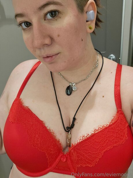 Eviemoons perfekte sexy galerie