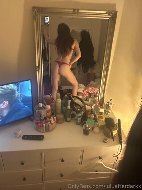 Alohalucy beste nackten bild