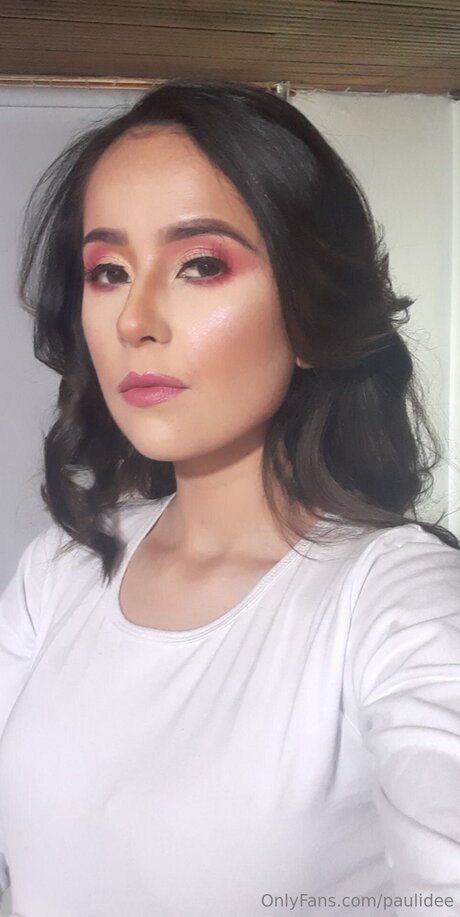 Paulidee schauspielerin perfekte bild