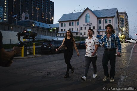 Alliwo exklusive pornostar foto