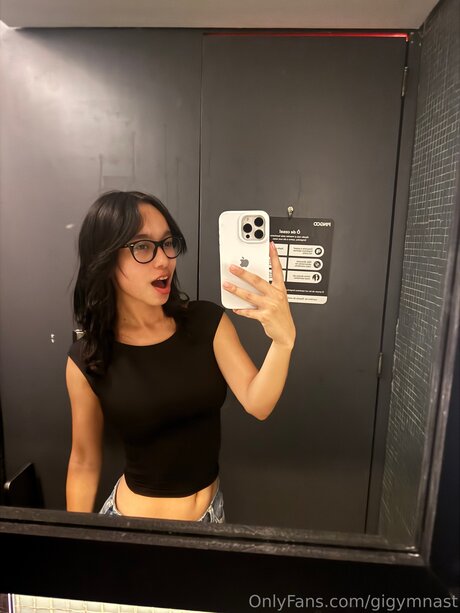 Gigymnast model kunst galerien