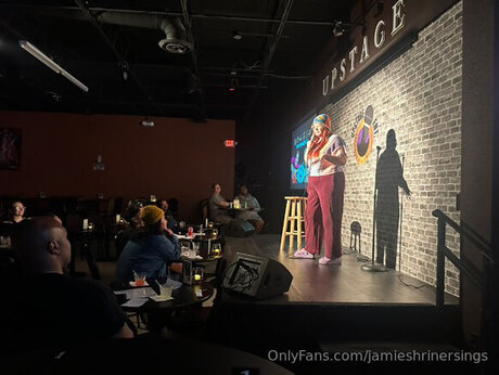 Jamieshrinersings schauspielerin erwachsene bilder