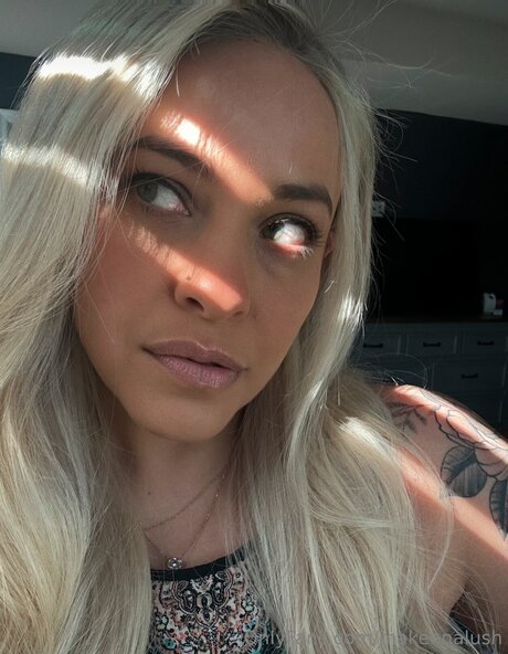 Makennalush schöne perfekte bild