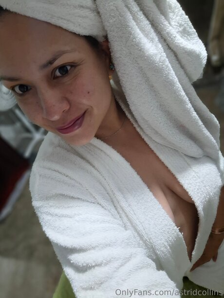 Astridcollins schauspielerin schöne galerien