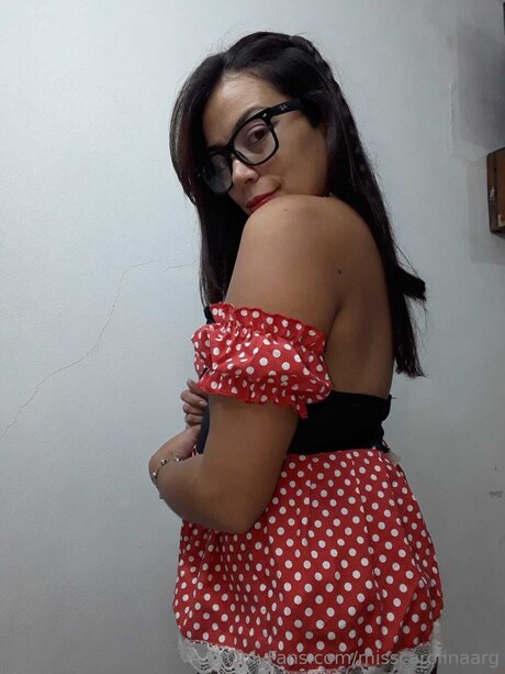 Misscarolinaarg nacktheit sexy fotos