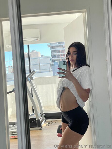 Miss Veronica exklusive hd bild