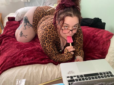 Foxxxy Sybil porno erotische galerie