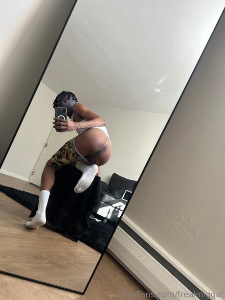 Freakniggat freie nackt bild