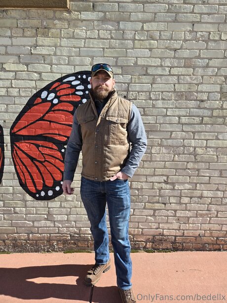 Bedellx nackt hübsche bilder