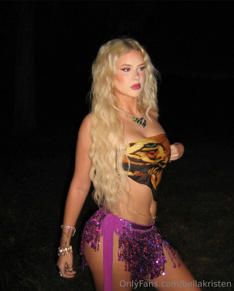 Bellakristen model perfekte bild