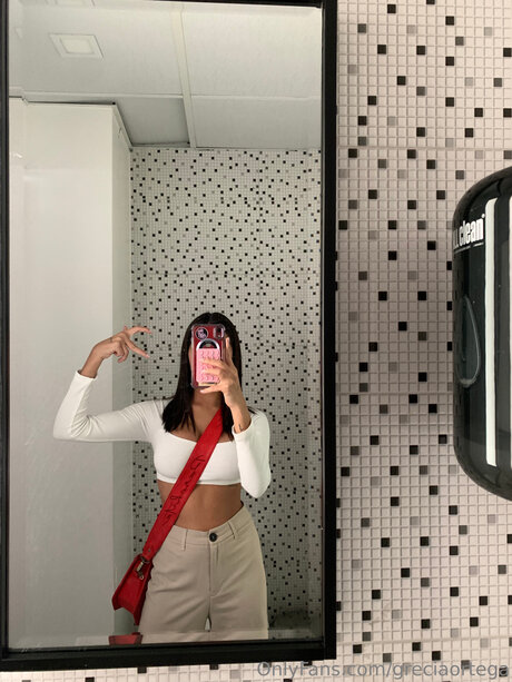 Greciaortega kostenlose heiße bild