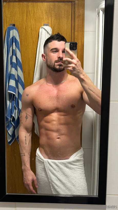 Sexycurtis top pornostar bild