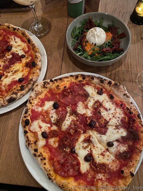 Squishy Bae nacktheit exklusive fotos