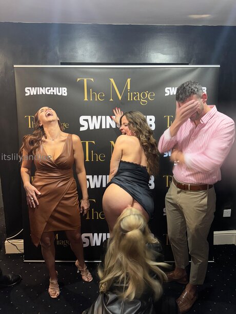 Lilyandjoe1 akt fotos