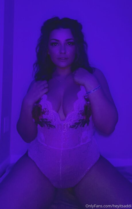 Heyitsaddi freie porno galerie